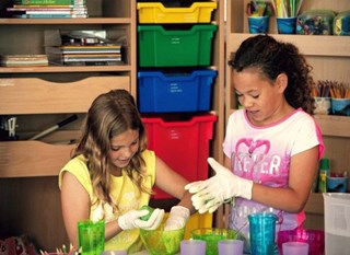 Activiteiten Kinderboekenweek in bibliotheek Langedijk: De hobby trolley